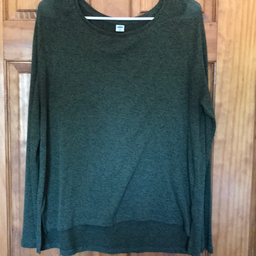 Old Navy green shirt